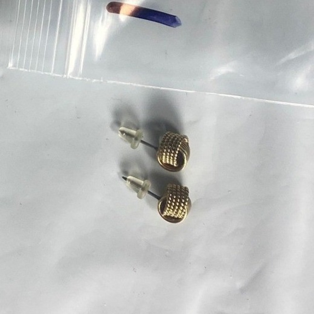 Small Gold Tone Screw Back‎ Earrings Dainty Twisted Coil Design